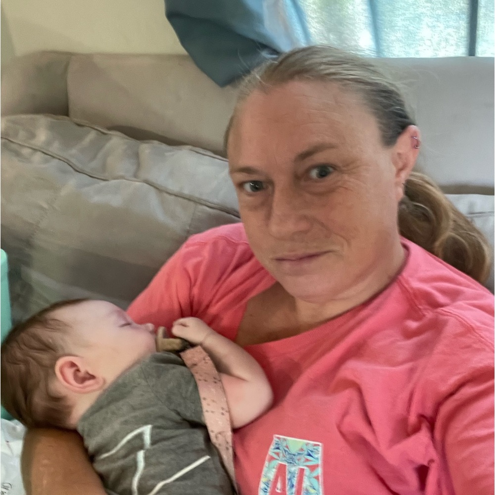 Meet your Posher, Angie